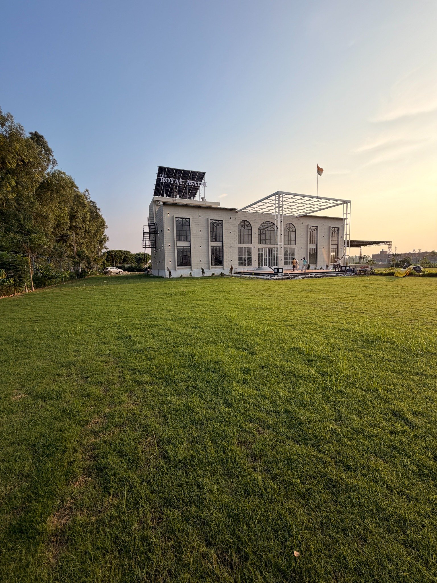 Royal Avadh side view